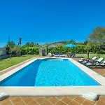 Villa Monserrat By *