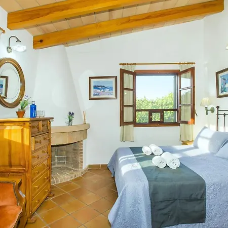 Villa Monserrat By